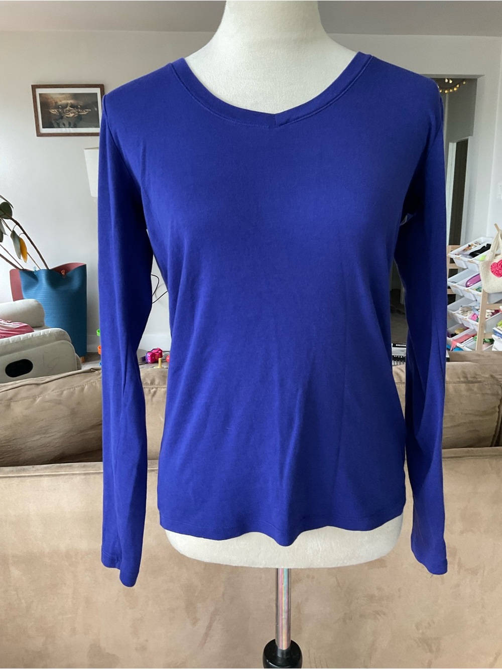 🌀Super Comfy 100% Cotton Gap Long-Sleeve V-Neck Top in Royal Blue Size Medium